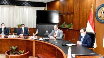 وزير البترول يستقبل وفد شركة أباتشي العالمية 