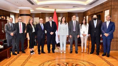 وزيرة التخطيط  تلتقي بالرئيس التنفيذي للمؤسسة الإسلامية لتنمية القطاع الخاص لبحث تدعيم روابط التعاون 