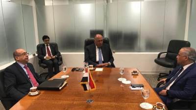 "شكري" يلتقي بالمندوب التونسي الدائم لدى الأمم المتحدة للمناقشة حول موضوع سد النهضة