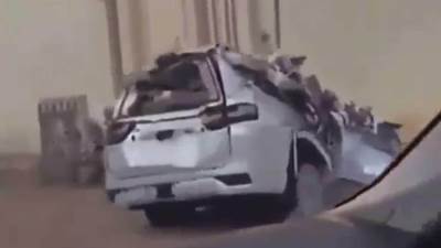 لا يفوتك : تهشم عدد من سيارات تويوتا لاندكروزر 2022 في حادث أثناء نقلها