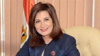 وزيرة الهجرة: التنسيق مع وزارة السياحة لعودة المصريين العالقين بالامارات