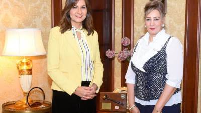 وزارة الهجرة: "جيهان جادو" «مصرية بـ 100 رجل» تساهم في التبرع لـ «حياة كريمة»