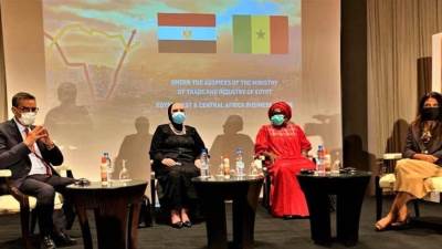 وزيرة التجارة والصناعة تفتتح فعاليات منتدى الأعمال المصري السنغالى بالعاصمة داكار