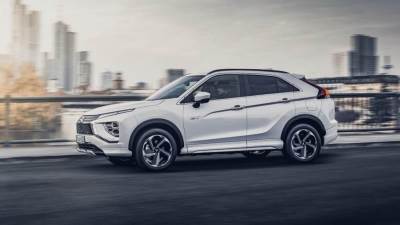 تعرف علي أسعار ومواصفات "ميتسوبيشي إكليبس كروس" فيس ليفت 2022 