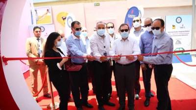 وزير البترول يفتتح محطة متكاملة بالعباسية لتموين السيارات بالغاز والبنزين والشحن الكهربائى