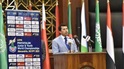 وزير الشباب والرياضة يشهد مؤتمر الإعلان عن استضافة مصر  لبطولة العالم للخماسي الحديث  للناشئين والناشئات