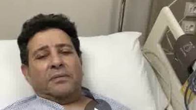 هانى شاكر يغادر المستشفى بعد استقرار حالته الصحية