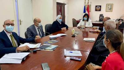 غادة شلبي تجتمع بلجنة تسيير أعمال النقابة العامة للمرشدين السياحيين