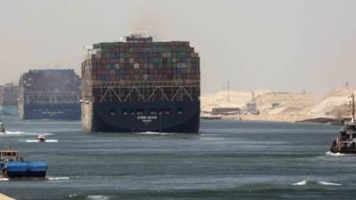 عاجل :قناة السويس تسجل اعلي ايراد سنوي في تاريخ القناة بقيمة 5.84 مليار