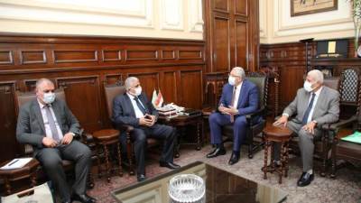 وزير الزراعة يبحث مع مدير أكساد المشروعات التي تنفذها في مصر 