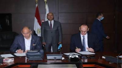 وزير النقل يشهد توقيع بروتوكول لإنشاء شركات لإدارة وتشغيل عدد من أنشطة مرفق السكك الحديدية