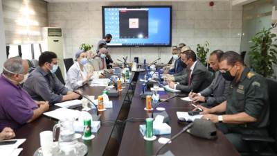 وزيرة البيئة تستقبل محافظ الفيوم لبحث فرص الاستثمار البيئى فى المحافظة