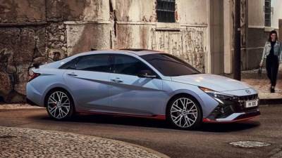 هيونداي تكشف عن إلنترا N موديل 2022 الجديدة