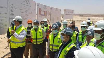 وزير الكهرباء ومدير مؤسسة روسأتوم فى زيارة تفقدية بموقع إنشاء محطة الضبعة النووية 