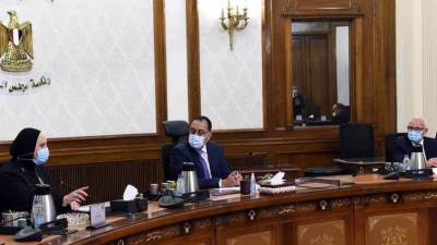 رئيس الوزراء يتابع الموقف التنفيذي للمناطق الصناعية بمحافظة بورسعيد