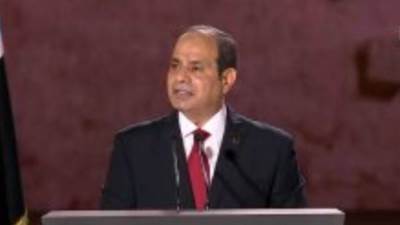 السيسي للمصريين: ما تقلقوش وبلاش هرى 