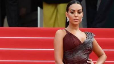 جورجينا في العرض الاول ل "France" في مهرجان كان السينمائي