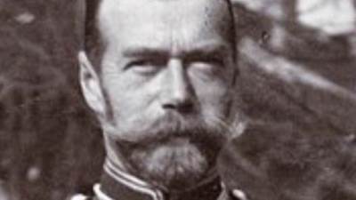 في مثل هذا اليوم قتلت عائلة قيصر روسيا "نيقولا الثاني آل رومانوف"اعرف الحكاية