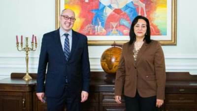 السياحة: إضافة "الأوكرانية" في لغات الخط الساخن للوزارة