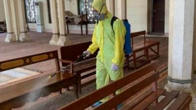 استمرار حملات النظافة والتعقيم للمساجد استعدادا لصلاة عيد الأضحى.