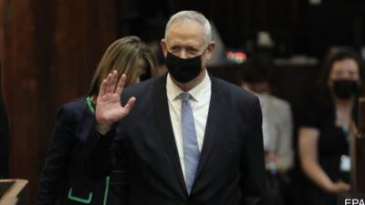 بيغاسوس: وزير الدفاع الإسرائيلي "يدرس" ملف الرنامج التجسسي