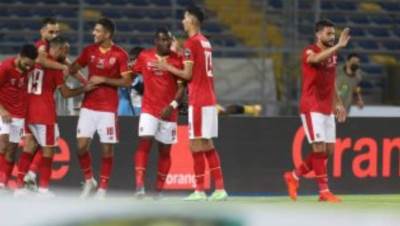 الأهلى يرفض اللعب بدون السداسى الدولى حال تأهل"الأولمبى" للدور الثانى 