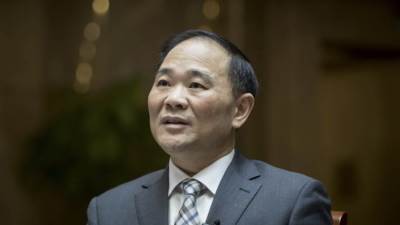 مليارديرات الصين يسلكون طرقاً بريةً لاستكشاف آفاق الفضاء