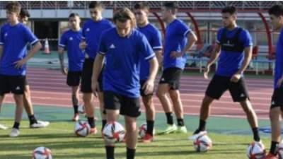 منتخب الأرجنتين الأولمبي يختتم استعداداته لمواجهة مصر غدا