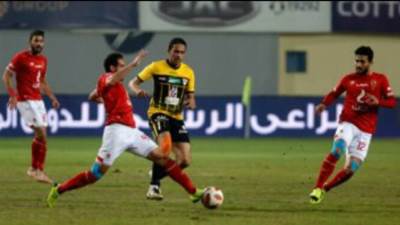 تعرف على نتيجة الشوط الأول من مباراة الأهلي والإنتاج الحربي