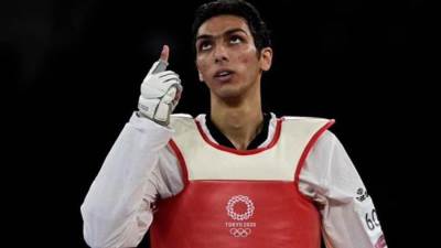 سيف عيسى يتوج بالميدالية البرونزية بعد تفوقه علي بطل النرويج