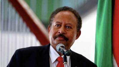 عاجل : رئيس وزراء السودان يعفي نائبي محافظ البنك المركزي من منصبيهما