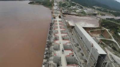 سد أثيوبيا مهدد بالإنجراف أمام فيضان عنيف..تعرف على التفاصيل 