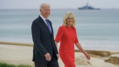 CNN:بايدن سيعلن إلزامية تطعيم جميع الموظفين الفيدراليين ضد كورونا غدا