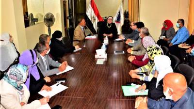 نيفين جامع: توفير العمالة الفنية الماهرة للصناعة ركيزة أساسية لتوطين التكنولوجيا الحديثة