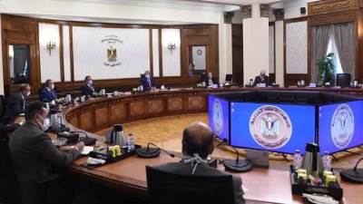 رئيس الوزراء يتابع الموقف التنفيذي لمشروعات تطوير موقع "التجلي الأعظم"