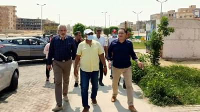 مسئولو "الإسكان" يتفقدون أعمال التجميل الجارية بالواجهة الغربية والمشروعات المختلفة بمدينة الشروق