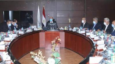 وزير النقل يترأس اجتماع الجمعية العمومية لشركة السكك الحديدية للخدمات المتكاملة والتأمين