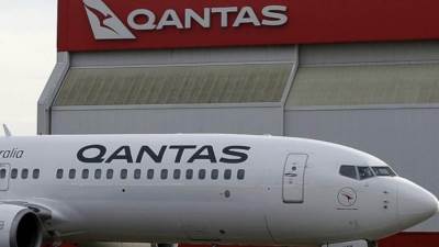 إغلاق سيدني يفرض على طيران "كوانتاس" تسريح 2500 موظف