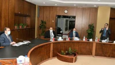 وزير البترول يتابع تقدم تنفيذ برنامج التوسع في محطات الغاز الطبيعى للسيارات