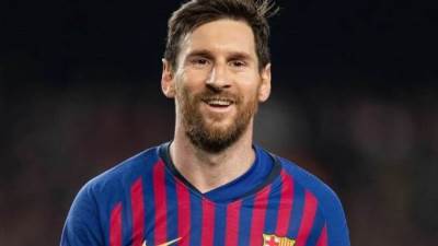 ميسي يحسم الاتفاق على كافة التفاصيل الخاصة بالتعاقد مع باريس سان جيرمان.