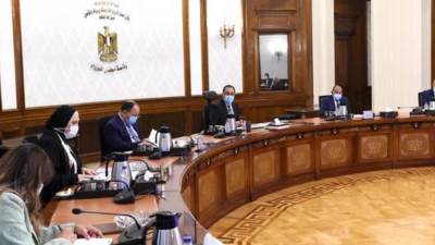 مدبولي: تخصيص 317 موقعا لإنشاء مجمعات صناعية ضمن "حياة كريمة"