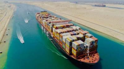 شائعة: عدم جدوى قناة السويس الجديدة في تحقيق أي زيادات بإيرادات القناة