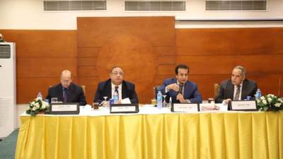 وزير التعليم العالي يرأس اجتماع صندوق العاملين الإداريين بالجامعات