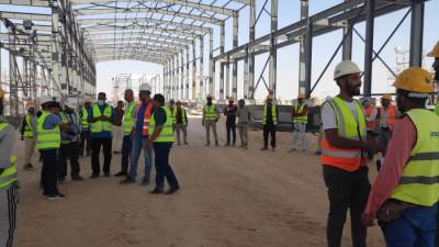 القوى العاملة: استكمال حصر وتسجيل العمالة غير المنتظمة بالعوينات بالوادي الجديد