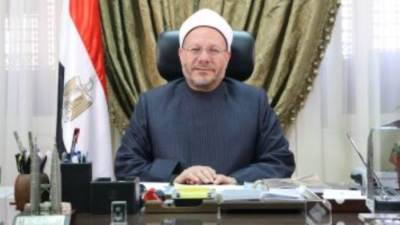  مد خدمة مفتى الجمهورية الدكتور شوقى علام لمدة عام