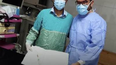 فريق طبي بالمنوفية يستخرج فرشة اسنان من مرئ سيدة