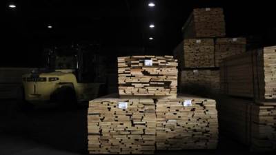 اسعار الأخشاب تنخفض لاقل مستوي في 9 اشهر 