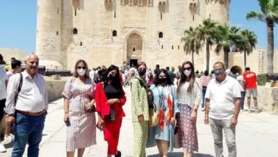 زيارة المؤثرين العرب لقلعة قايتباي بالإسكندرية للترويج للمقصد المصري