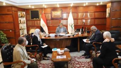 سعفان: استراتيجية الوزارة المستقبلية تركز علي الوظائف للحد من البطالة بين الشباب