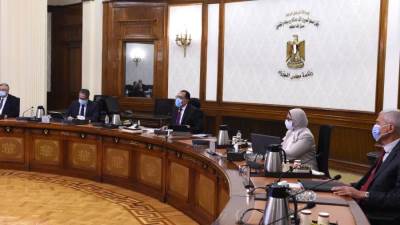 تعرف على أولويات الحكومة في التطعيم ضد فيروس كورونا